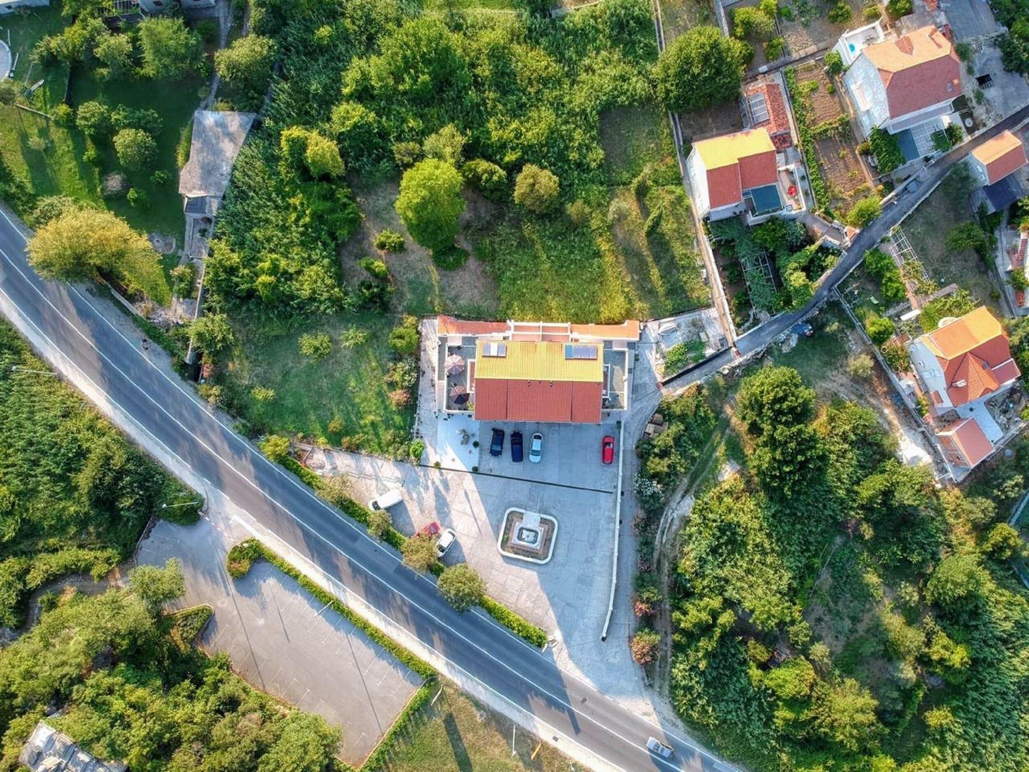 Apartments Dubelj Komolac Exterior photo